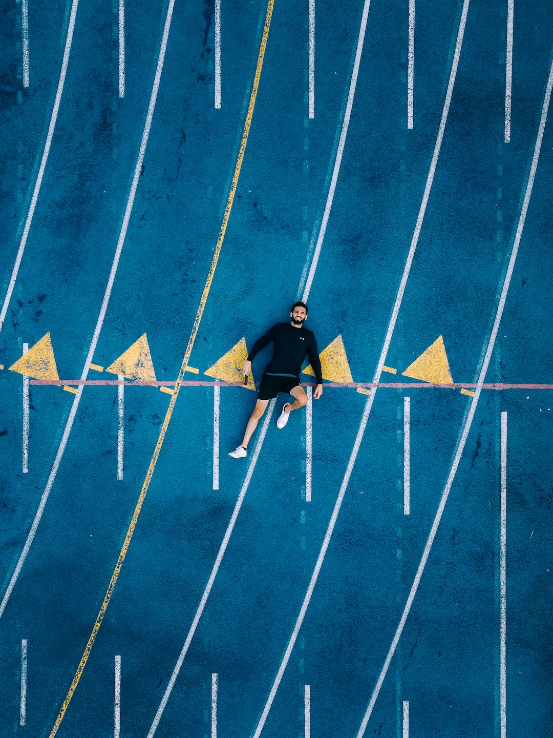 How to Train for the 100m Sprint in 8 Weeks Seeker Time